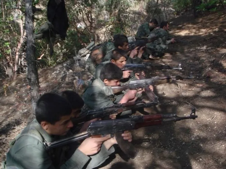 Son dakika: YPG/PKK'nÄ±n hainliÄi 17 yaÅÄ±ndaki terÃ¶ristin ifadelerinde