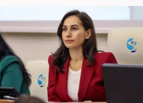 CHP’den istifa etmişti: Özlem Vural Gürzel AK Parti’ye katılıyor! Rozetini Başkan Erdoğan takacak!