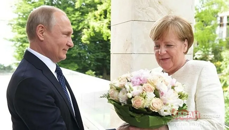 Putin’in verdiği çiçek Alman basınını kızdırdı!