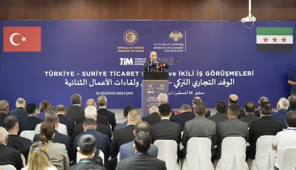 ticaret-bakani-omer-bolat-onumuzdeki-donemde-bu-guclu-ivmeyi-devam-ettirerek-10-milyar-dolarlik-ticaret-hacmi-1787748057612.jpeg