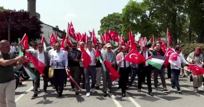Yıldız Teknik Üniversitesi’nde öğrencileri ve akademisyenlerden Filistin’e destek yürüyüşü düzenlendi!