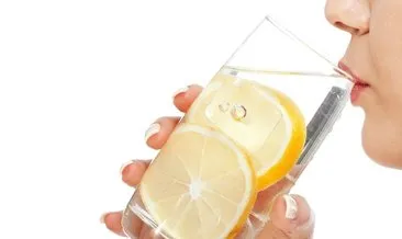 Limonlu su içmenin mucizevi faydaları