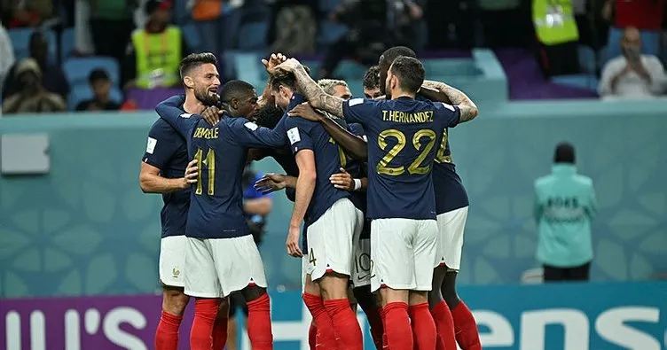 Son dakika haberi: Fransa 3 puanı 4 golle aldı! Olivier Giroud tarih yazdı...