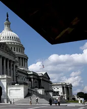Temsilciler Meclisinden Trump’a İran savaşı freni