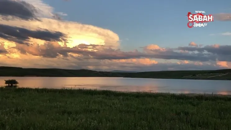 Kars'ta gün batımı kartpostallık görüntüler oluşturdu | Video