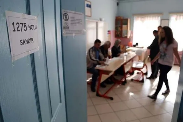İşte sandık başından ilk kareler