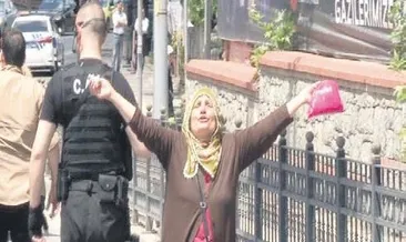 Acılı anneyi görünce konvoyu durdurdu