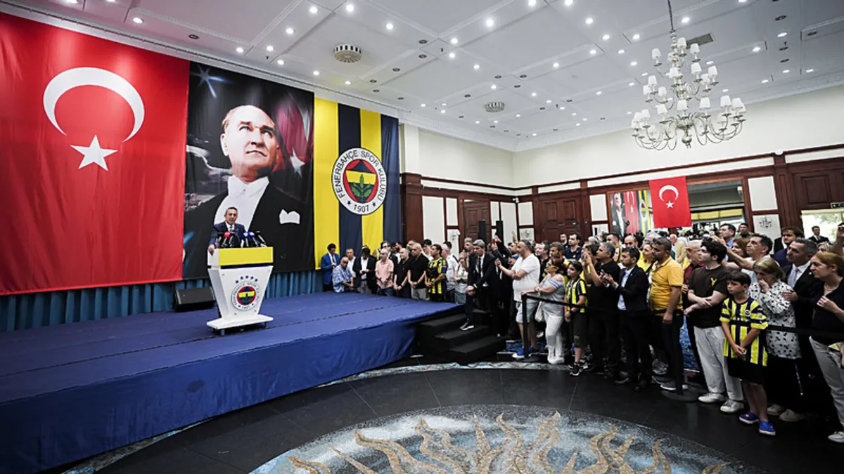 Fenerbahçe’de geleneksel bayramlaşma töreni yapıldı