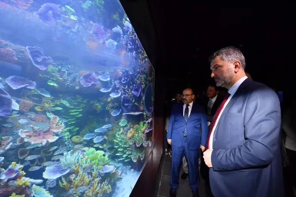 dunyanin-ilk-tunel-akvaryumu-trabzonda-acildi-1652968690088.jpeg