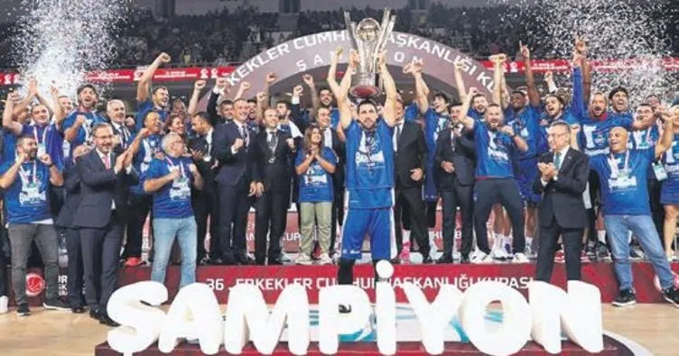 Şampiyon Anadolu Efes