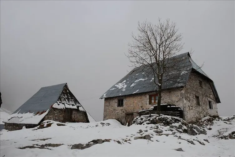 Lukomir köyünde kış sessizliği