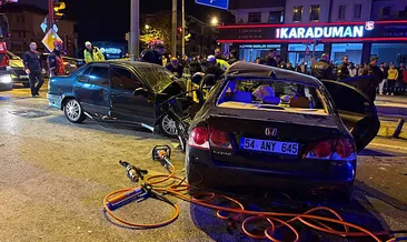 Sakarya D-100’de feci kaza: İki otomobil birbirine girdi! 1 ölü, 3 yaralı