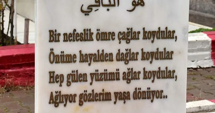 Şehit oğlunun öğrendiği ilk türküyü evladının mezar taşına yazdırdı