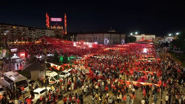 sivasta-15-temmuz-yuruyusu-1784149311988.jpg