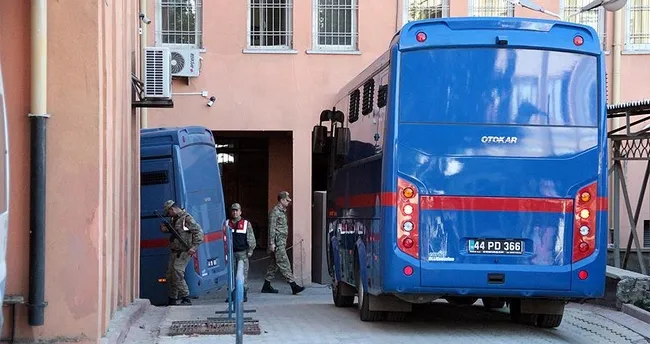 Zirve Yayınevi davasının 5 sanığı adliyede