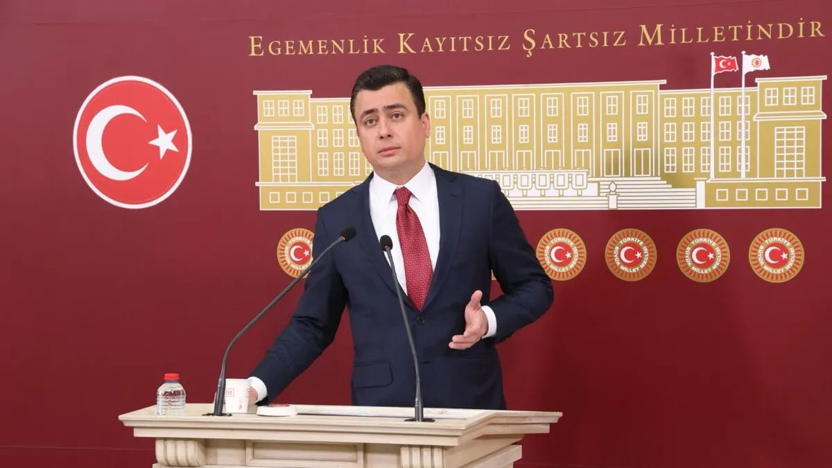 Mansur Yavaş’ın son zammını Osman Gökçek engelledi! Mansur Yavaş’ın son zammını Osman Gökçek engelledi!