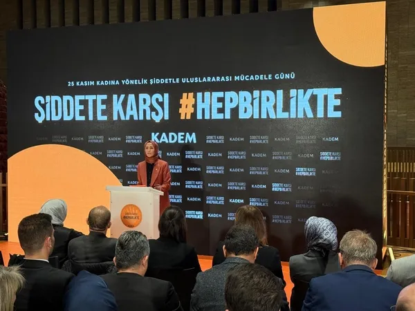 kadem-kadin-cinayetlerini-durdurmak-icin-siddete-karsi-hep-birlikte-kampanyasini-baslatti-1764008287294.jpg