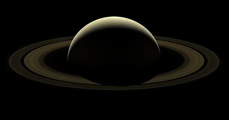 Satürn’ün halkaları hızla yok oluyor