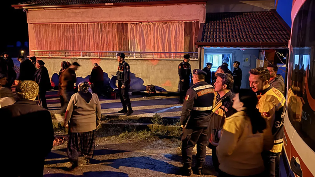 Bartın’da karı koca kavgası kanlı bitti: 2 ölü Bartın’da karı koca kavgası kanlı bitti: 2 ölü