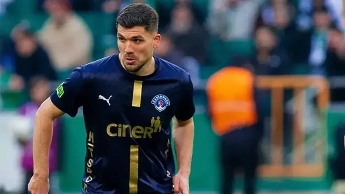 Gökhan Gül yeni takımıyla anlaşmaya vardı! Gökhan Gül yeni takımıyla anlaşmaya vardı!