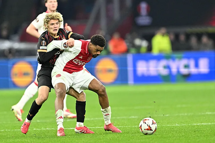 Son dakika haberi: Galatasaray’ın Ajax mağlubiyeti sonrası flaş sözler: Kendi içinde kavgası bitmeyenin dışarıda...