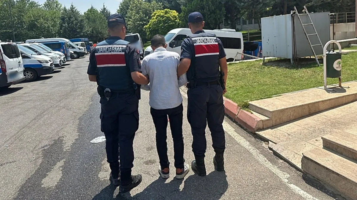Valize koydu: Tam 1,5 kilo esrar!