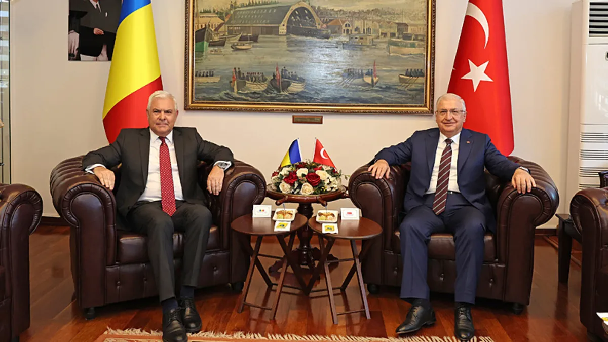 Bakan Güler, Romanyalı mevkidaşı ile görüştü Bakan Güler, Romanyalı mevkidaşı ile görüştü