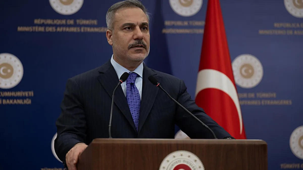 Dışişleri Bakanı Hakan Fidan Suudi Arabistan’ın ev sahipliğinde bugün düzenlenecek toplantıya katılacak Dışişleri Bakanı Hakan Fidan Suudi Arabistan’ın ev sahipliğinde bugün düzenlenecek toplantıya katılacak