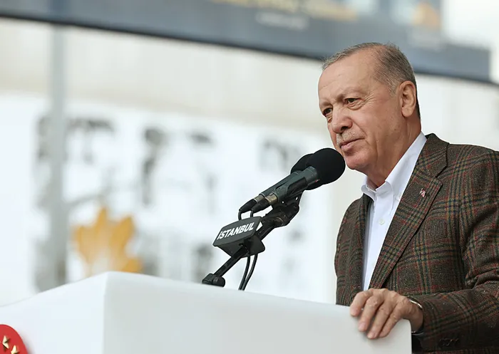 son-dakika-baskan-erdogandan-onemli-aciklamalar-hamas-barisa-hazir-oldugunu-gosterdi-1759583168752.jpg Son dakika | Başkan Erdoğan'dan önemli açıklamalar: Hamas barışa hazır olduğunu gösterdi!