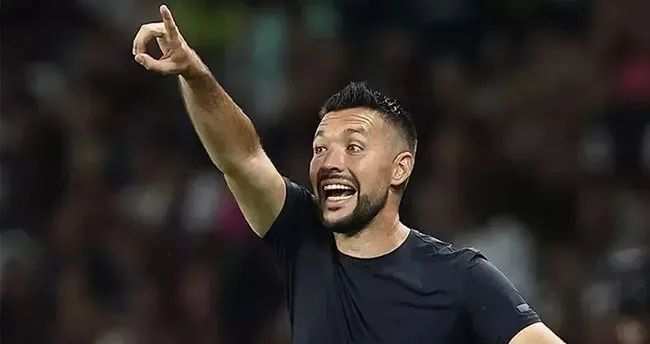 Francesco Farioli Fransa’da gündem oldu! Tek namağlup takım… Francesco Farioli Fransa’da gündem oldu! Tek namağlup takım…