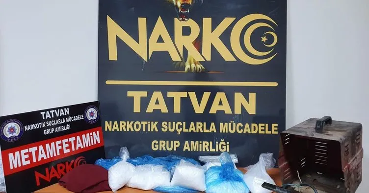 Bitlis’te durdurulan araçta metamfetamin ele geçirildi