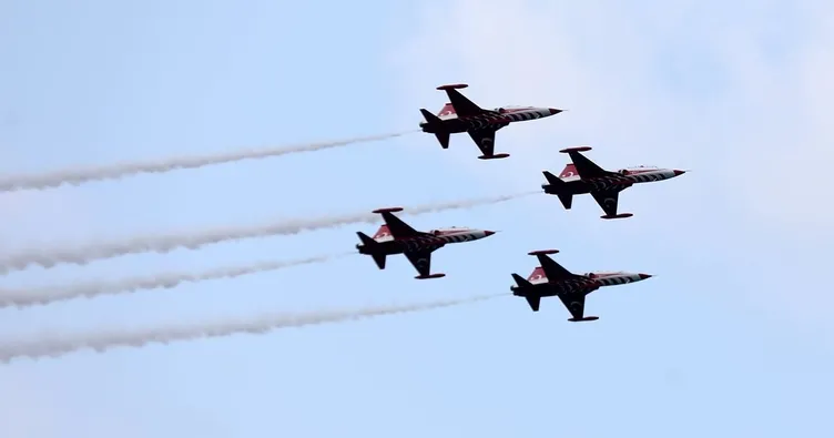 TRABZON GÖSTERİ UÇUSU! Trabzon Türk Yıldızları gösterisi ne zaman, nerede ve saat kaçta başlayacak?