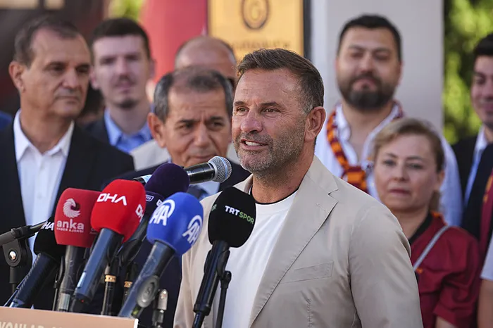 okan-buruk-bir-kez-daha-galatasaray-tarihine-gecti-1783930454689.jpeg