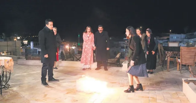 ATV ‘Aşk ve Mavi’ ile yine zirvede
