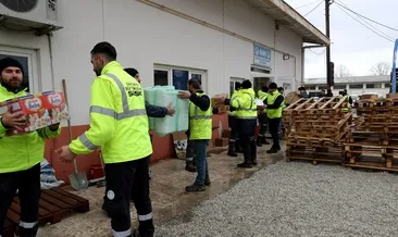 Sakarya’dan deprem bölgesine 40 TIR yardım gitti