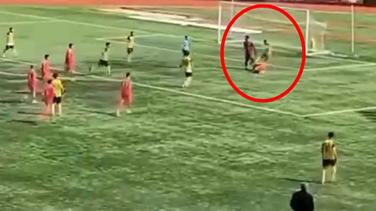 Mardin’de rakibinin kafasına tekme atan futbolcu tutuklandı! Mardin’de rakibinin kafasına tekme atan futbolcu tutuklandı!