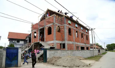 Sırp makamları mescit inşaatını yıktı