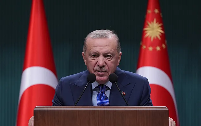son-dakika-baskan-erdogandan-20-askerimizin-sehit-oldugu-kazaya-iliskin-aciklama-nedeni-inceleme-sonucunda-gor-1763400771004.jpeg Son dakika: Başkan Erdoğan'dan 20 askerimizin şehit olduğu kazaya ilişkin açıklama: İnceleme sonucunda nedeni belli olacak