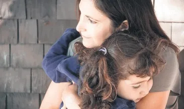 ‘Çocuğunuza 3 öğün sarılın’