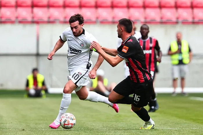 canli-besiktas-spartak-trnava-hazirlik-maci-1784045749265.jpg