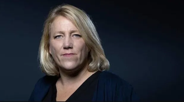 PKK/YPG Paris’e gidiyor! Fransa’dan teröristlere övgü Türkiye’ye alçak sözler