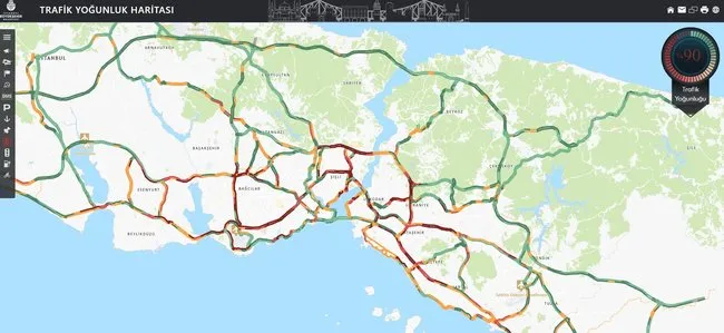 son-dakika-istanbulda-trafik-durma-noktasina-geldi-yogunluk-yuzde-90-seviyesine-ulasti-1762354255968.jpg