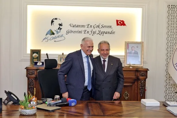 binali-yildirimdan-kayseride-turk-dunyasi-vurgusu-1779297468434.jpg