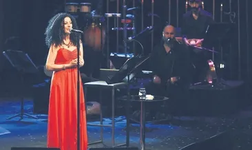 Kanseri yendi sahnelere döndü