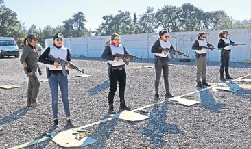 Kadın polisler ‘tetikte’