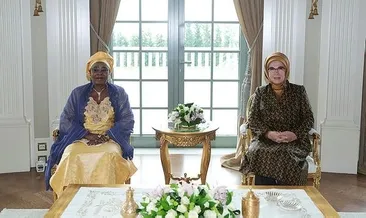 Emine Erdoğan, Hadja’yı ağırladı