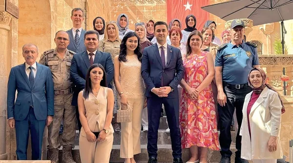 siz-yeter-ki-uretin-devlet-hep-yaninizda-1782665147730.jpeg