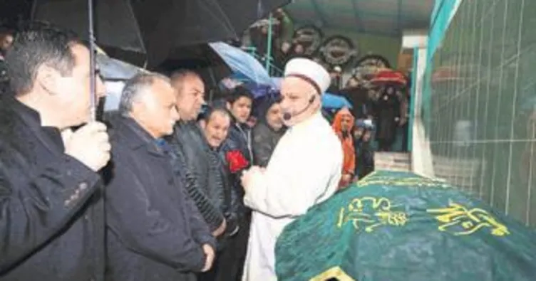 Hasan Karabağ dayısını kaybetti