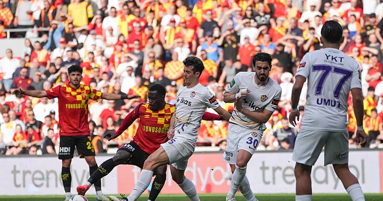 SÜPER LİG: Göztepe ile Eyüpspor yenişemedi!