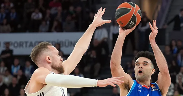 Anadolu Efes, Real Madrid’i devirdi!